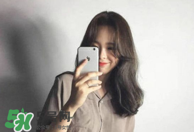 2017流行的中长发发型_中长发发型图片2017女